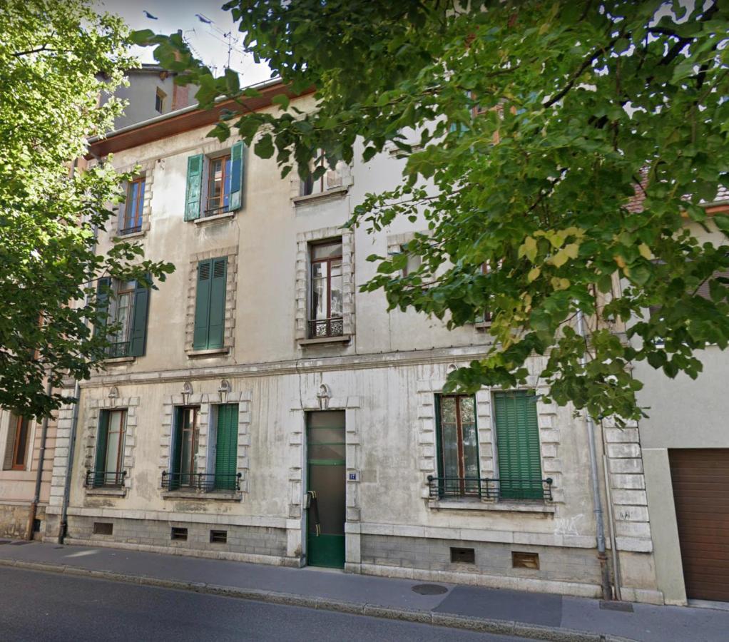 Studio Sous Les Toits Annecy Centre-Ville Екстериор снимка